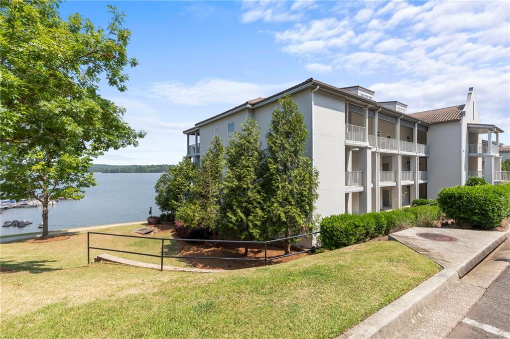 90 Crowne Pointe Road # 306 Unit: #306