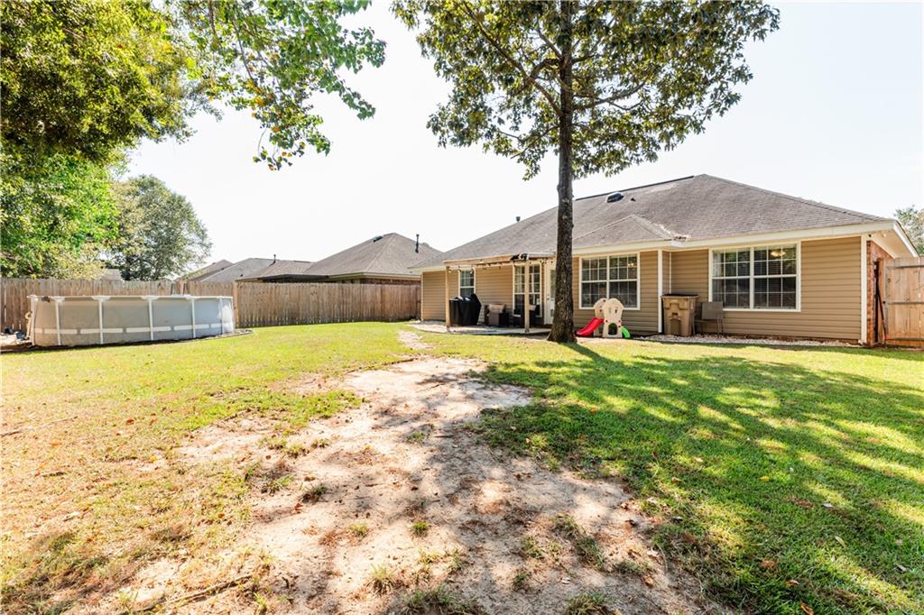 8924 Spring Grove N