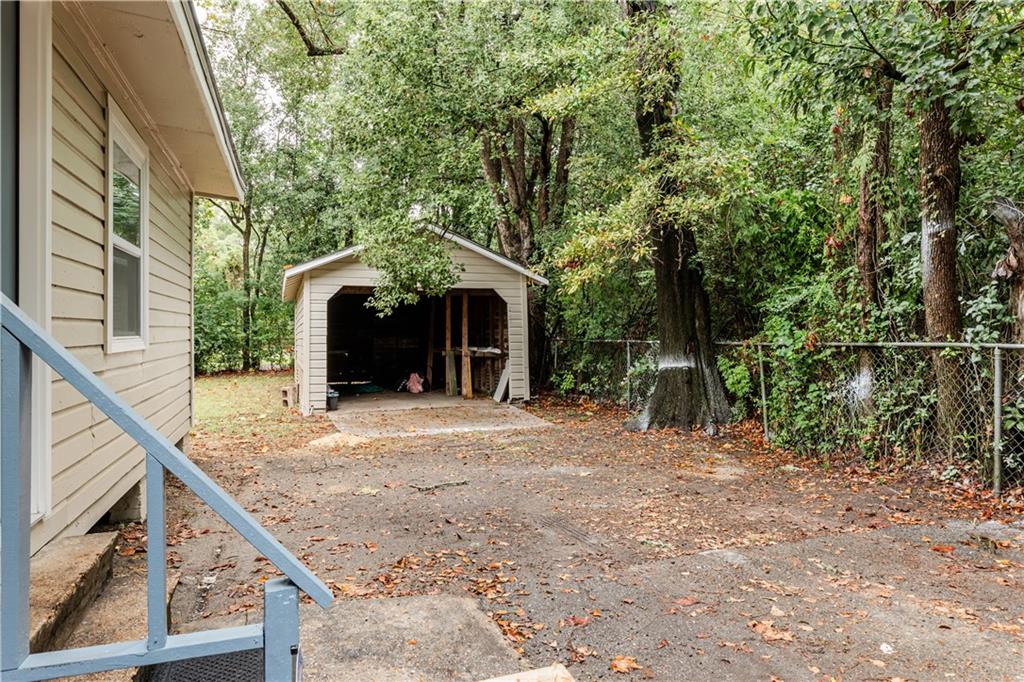 122 Haig Street W