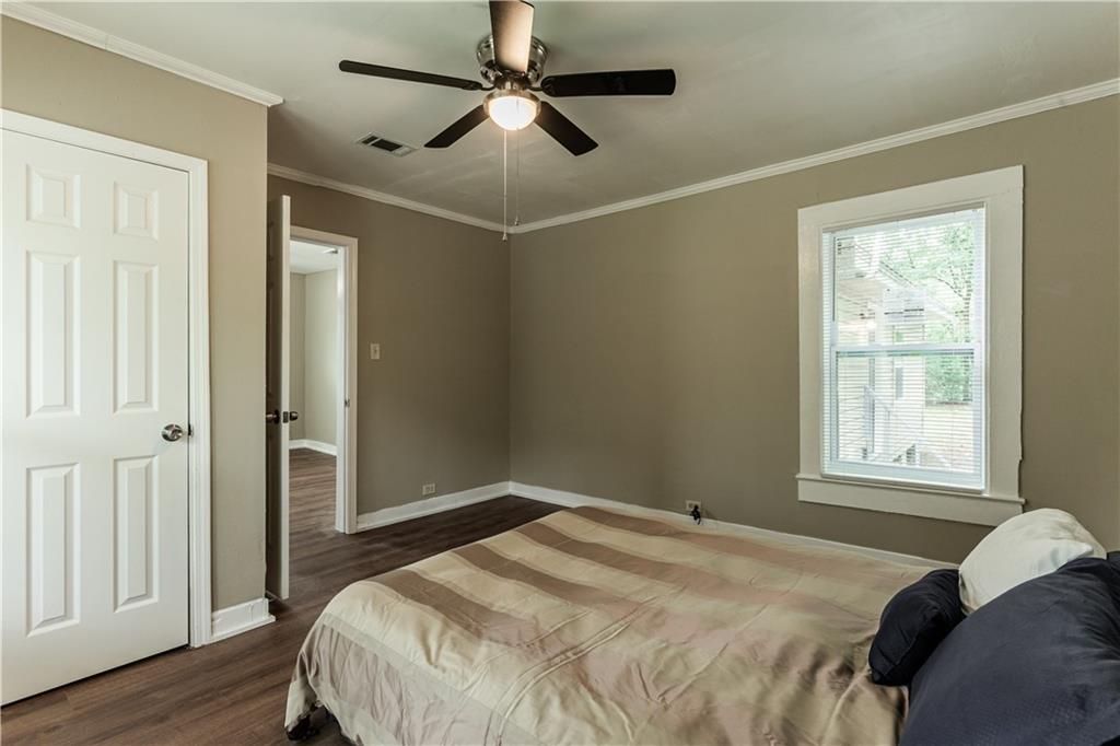 122 Haig Street W