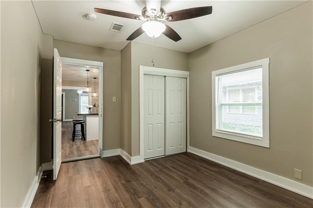 122 Haig Street W