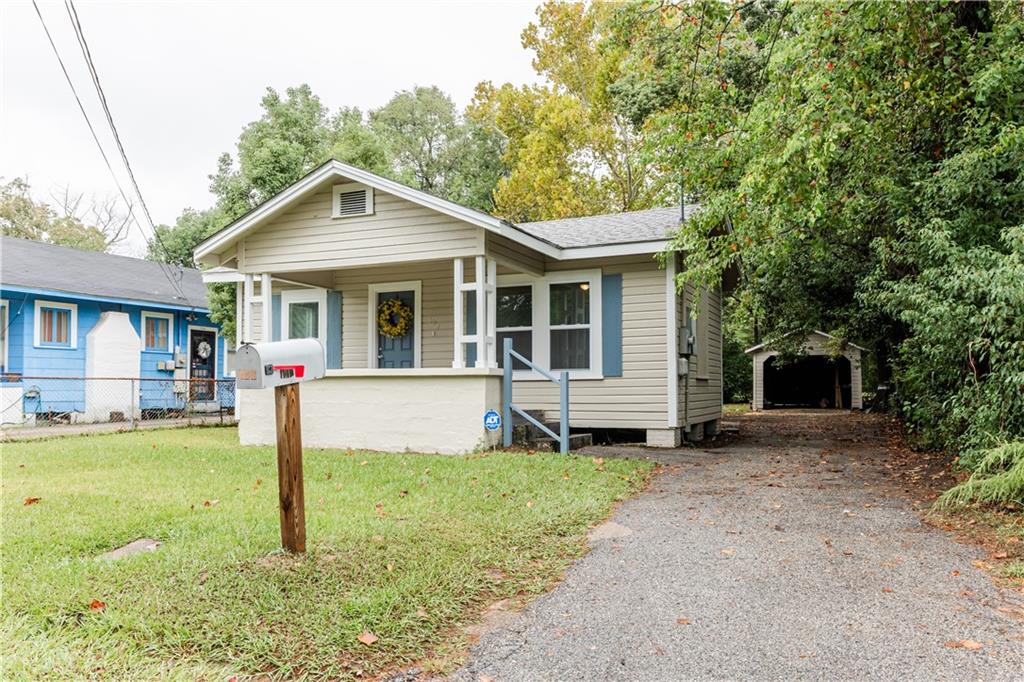 122 Haig Street W