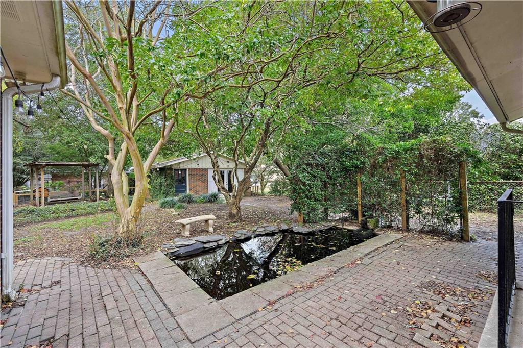 416 Durande Drive