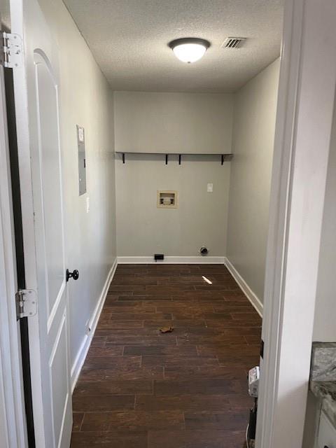3481 Plantation Court
