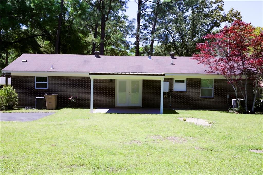 271 Lakeview Drive