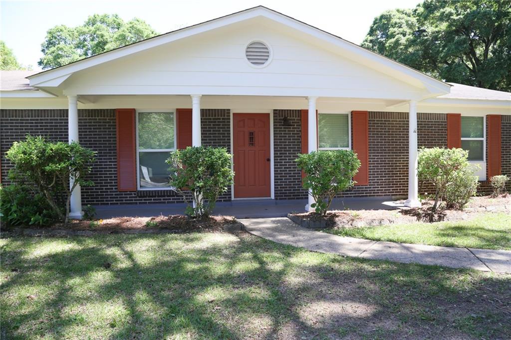 271 Lakeview Drive