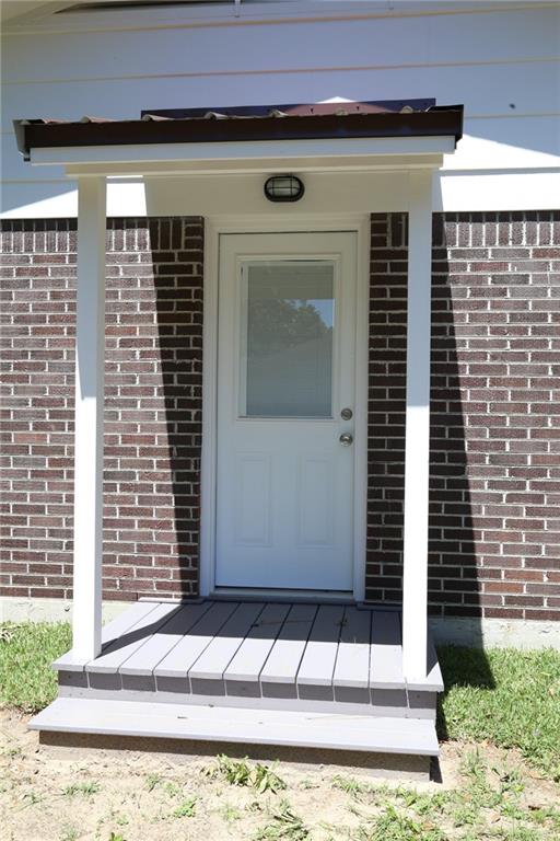 271 Lakeview Drive