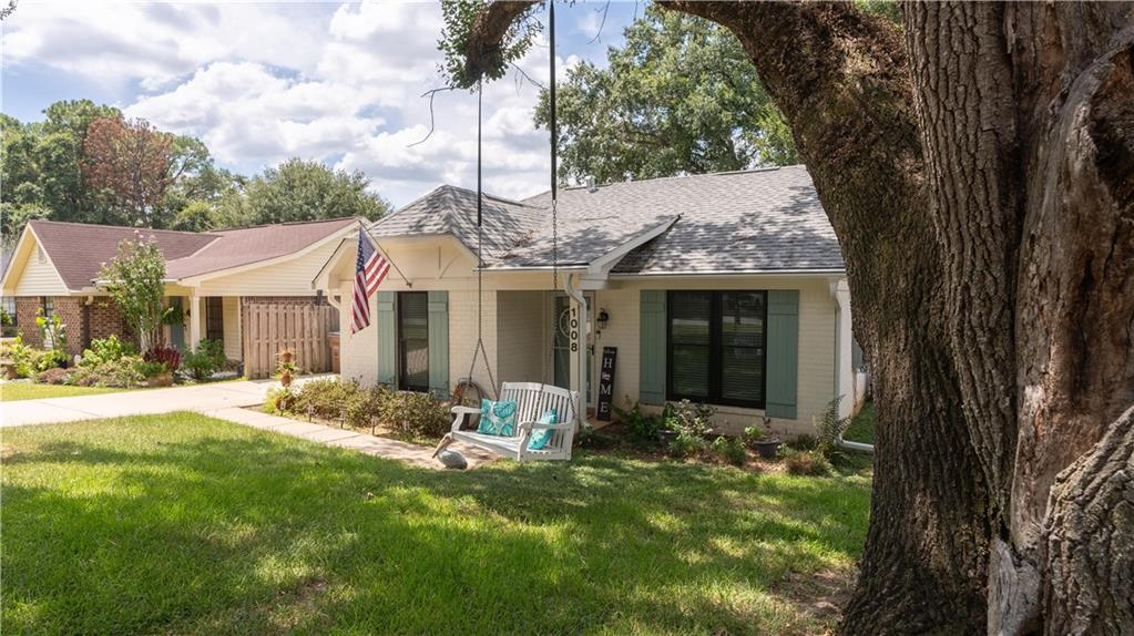 1008 Schaub Avenue