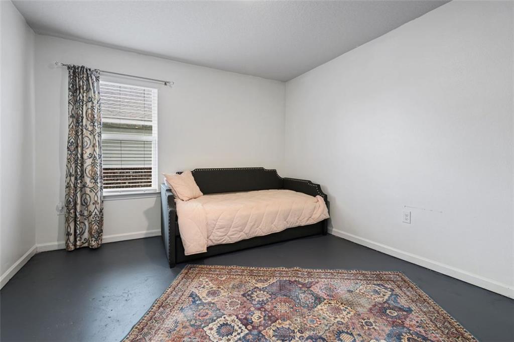 6110 Stream Bank Drive