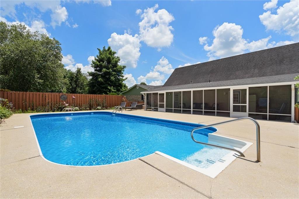 2040 Merrill Road, Mobile