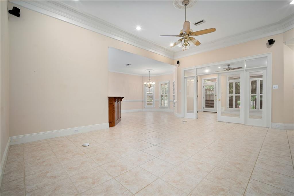 715 Natchez Trail Court