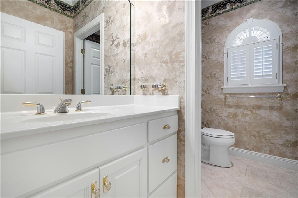 715 Natchez Trail Court