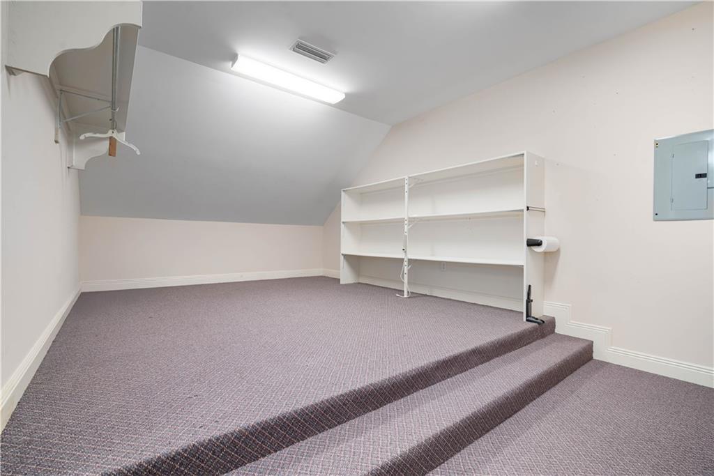 715 Natchez Trail Court