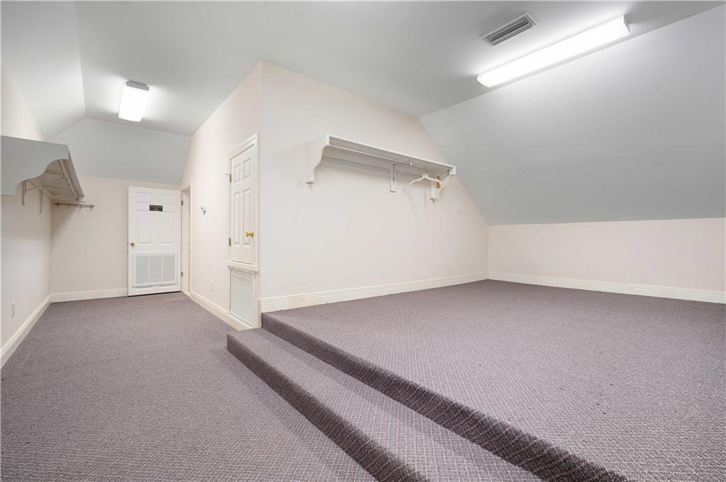 715 Natchez Trail Court