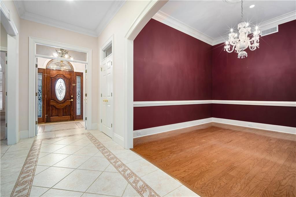 715 Natchez Trail Court