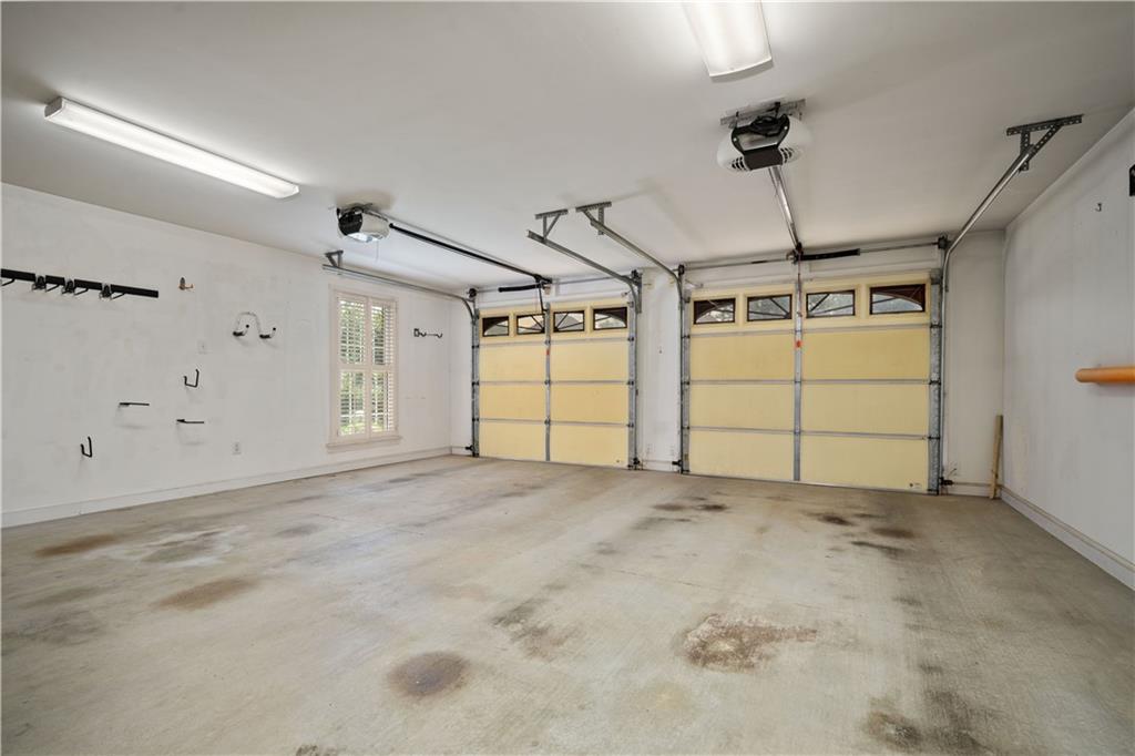 715 Natchez Trail Court