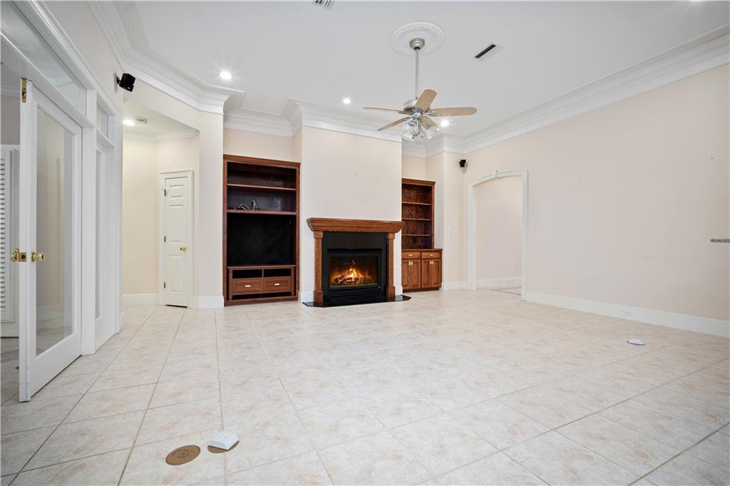 715 Natchez Trail Court