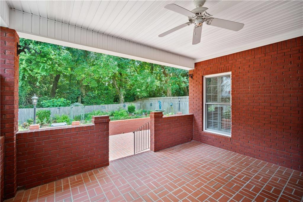 715 Natchez Trail Court
