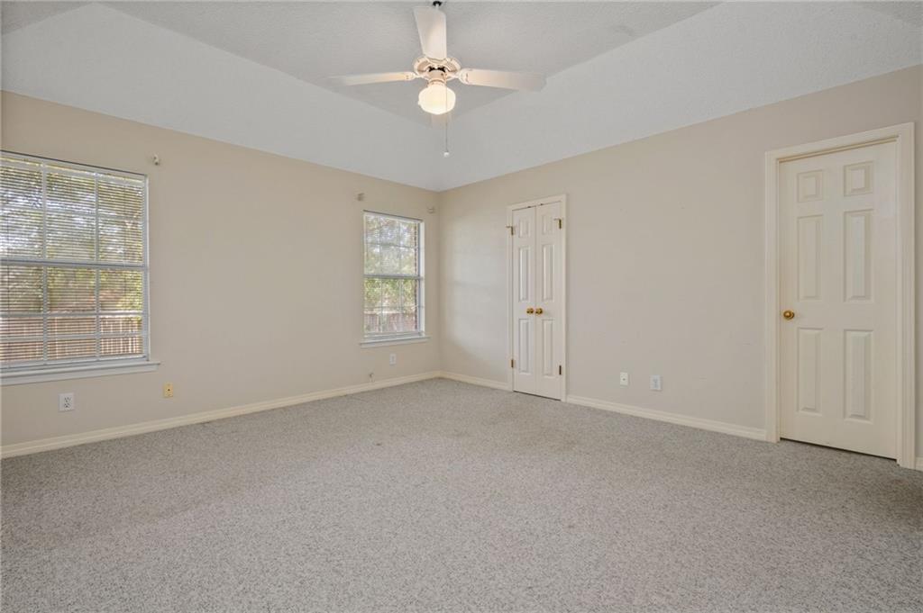 1340 Wellsley Court