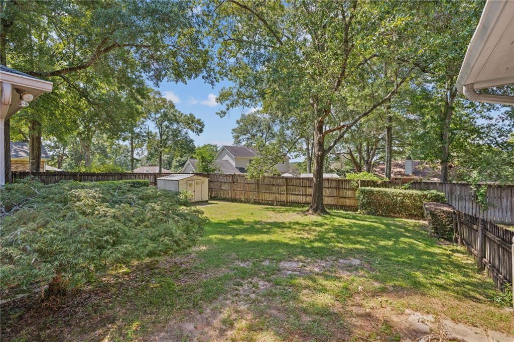 1340 Wellsley Court