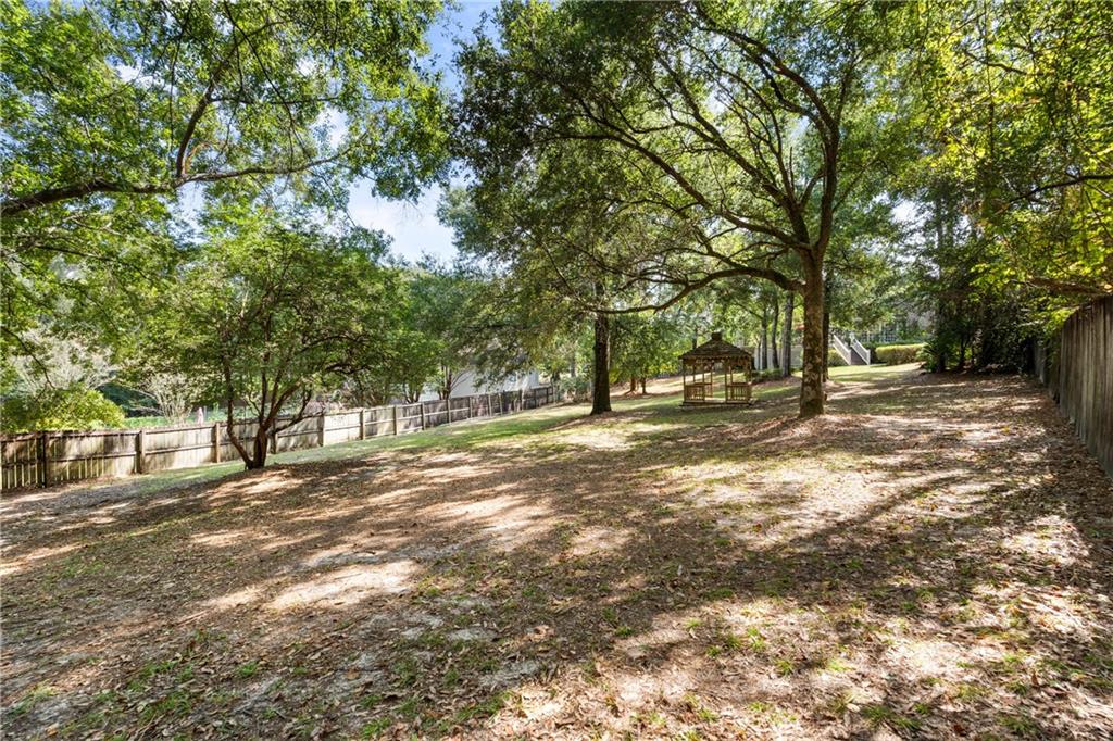 6758 Stoneridge Court, Mobile