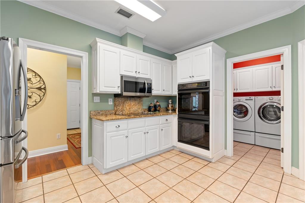 6758 Stoneridge Court, Mobile