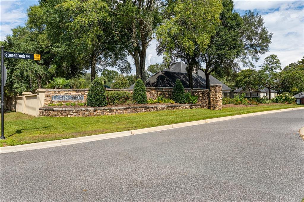 6758 Stoneridge Court, Mobile