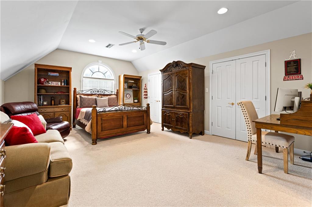 6758 Stoneridge Court, Mobile