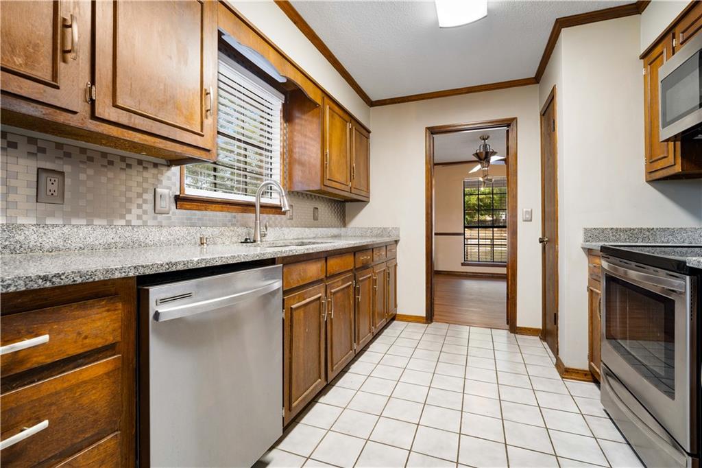6609 Footmans Court