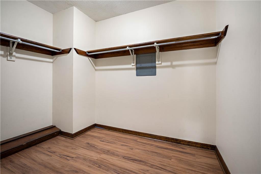 6609 Footmans Court