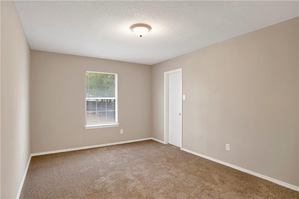 9395 Settlers Circle