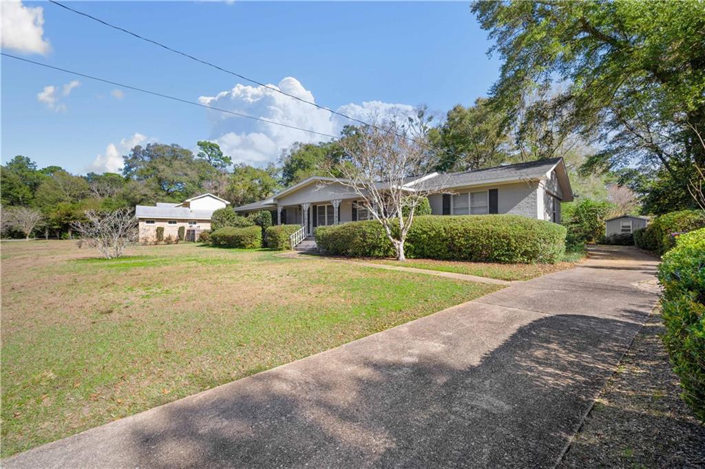 407 Ridgecrest Court