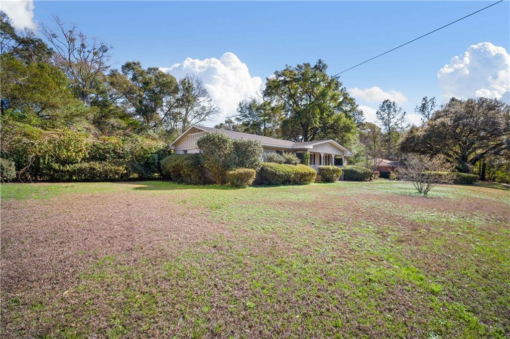 407 Ridgecrest Court