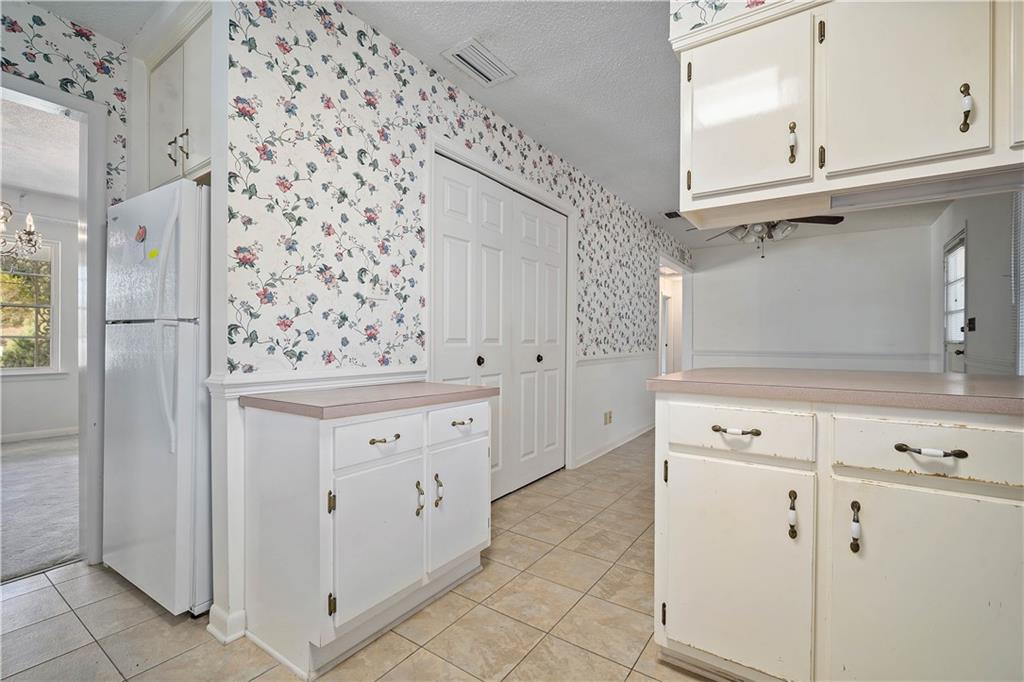 407 Ridgecrest Court