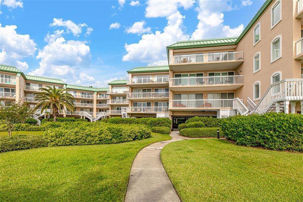 1400 Ocean Blvd 219