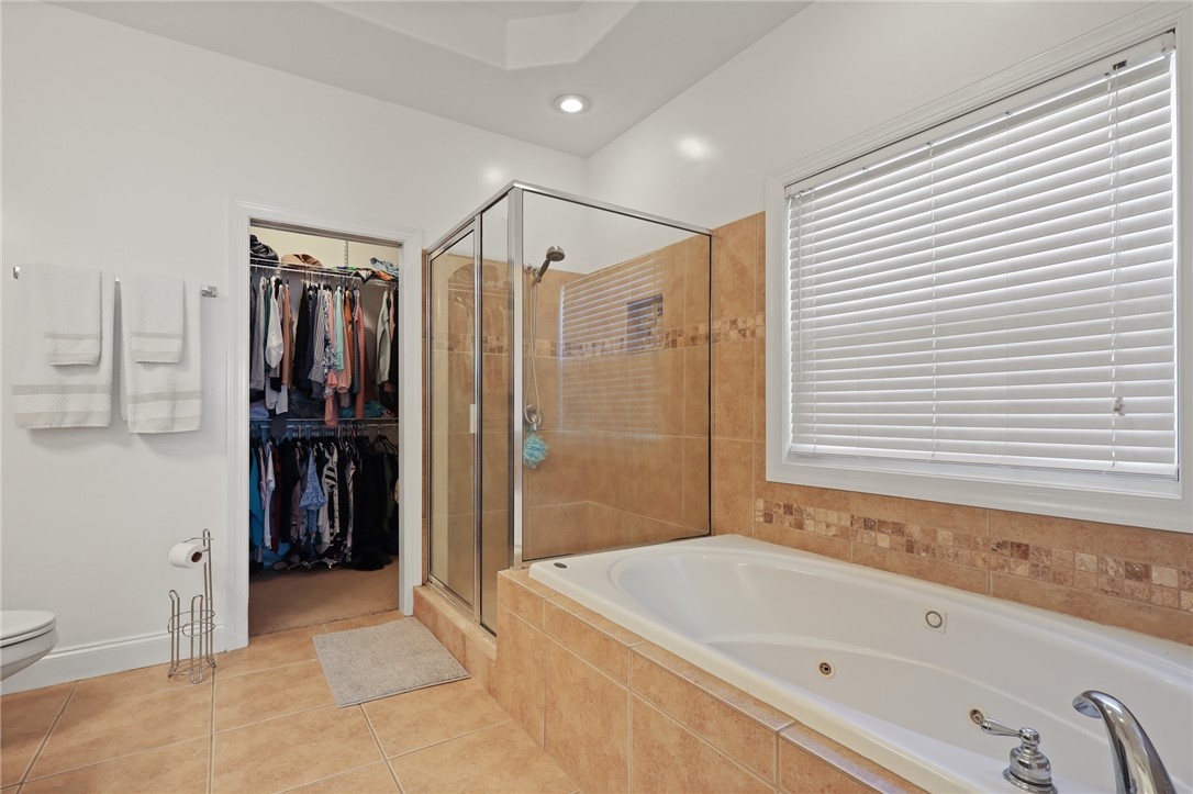 120 Simonton Way
