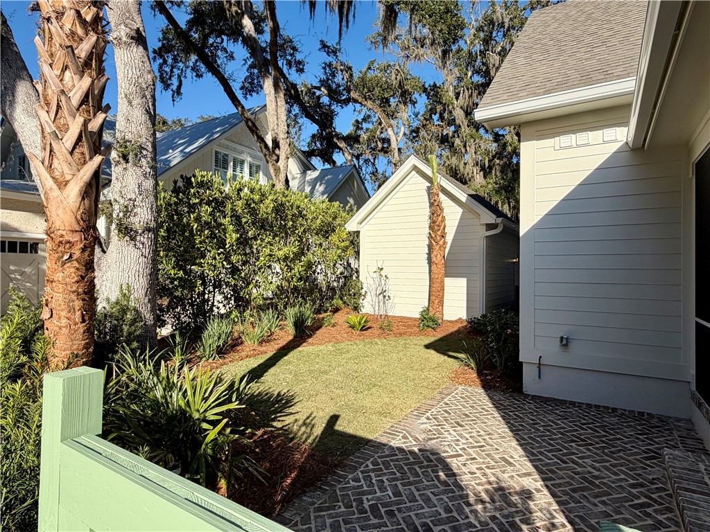 1035 Village Oaks Lane