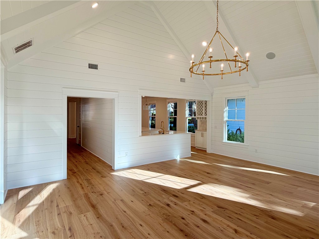 1035 Village Oaks Lane