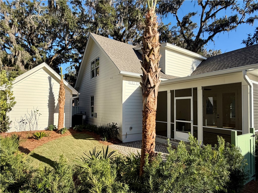 1035 Village Oaks Lane