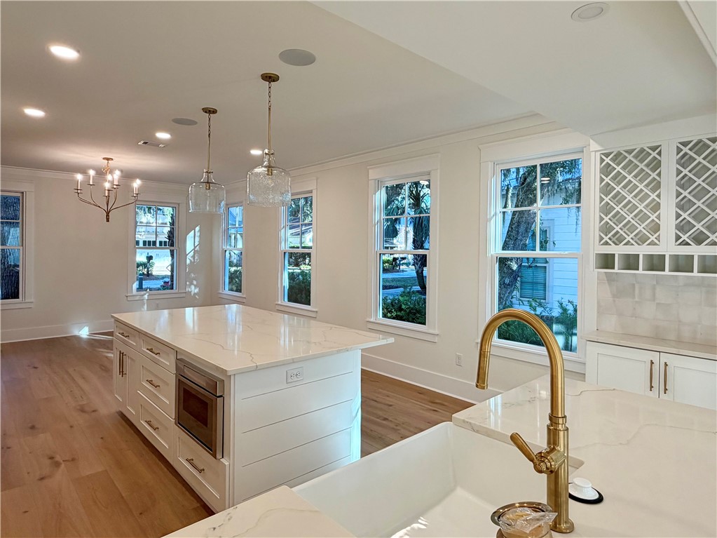 1035 Village Oaks Lane