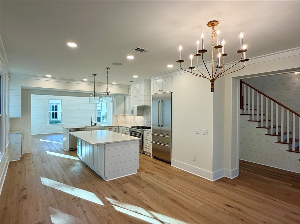 1035 Village Oaks Lane