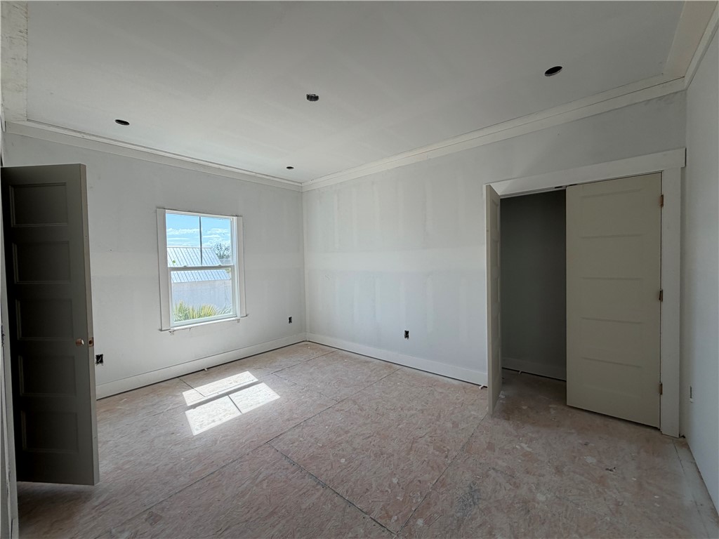 4 Isadora Lane
