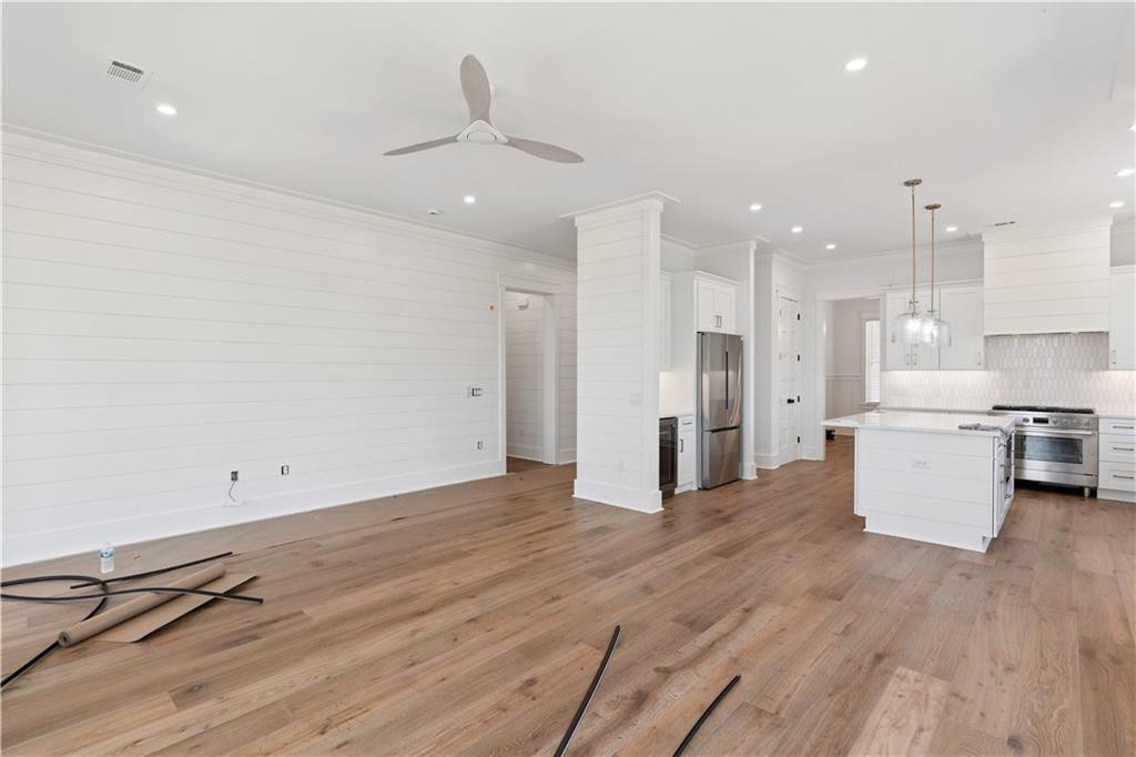 4 Isadora Lane