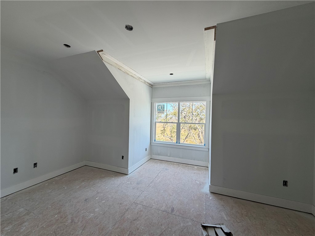 4 Isadora Lane