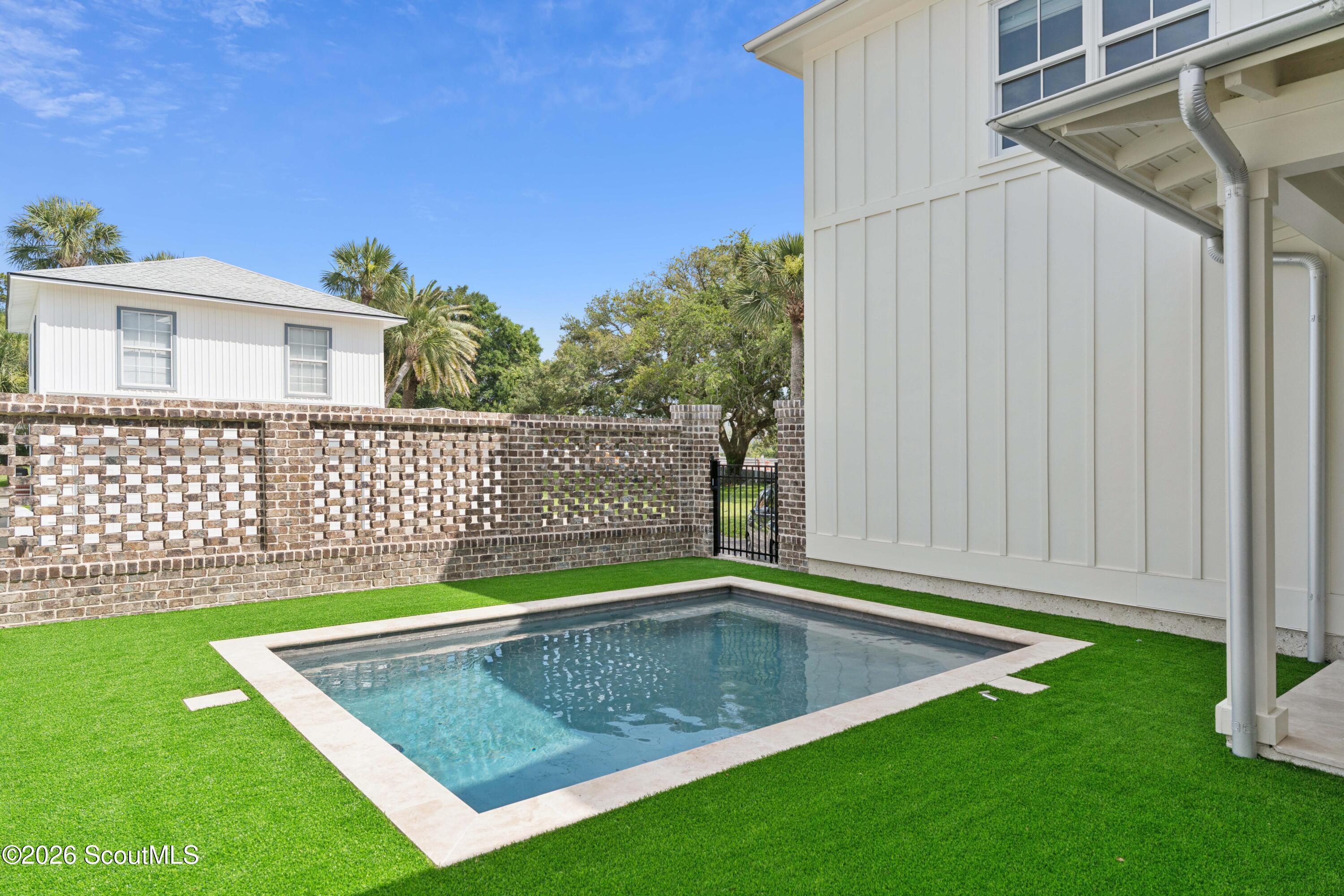 1604 Bruce Drive