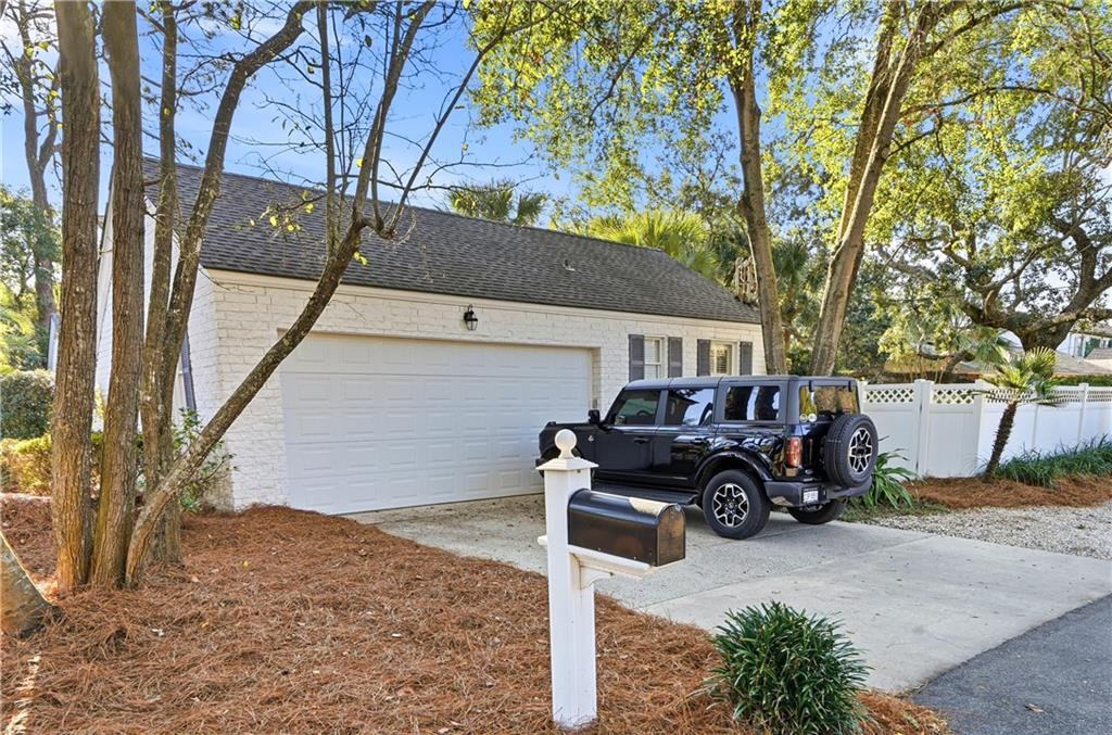 2033 Bruce Drive, St. Simons Island