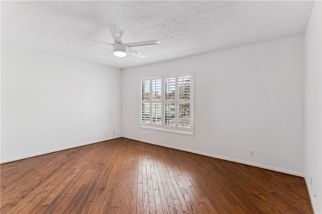 801 Mallery Street E