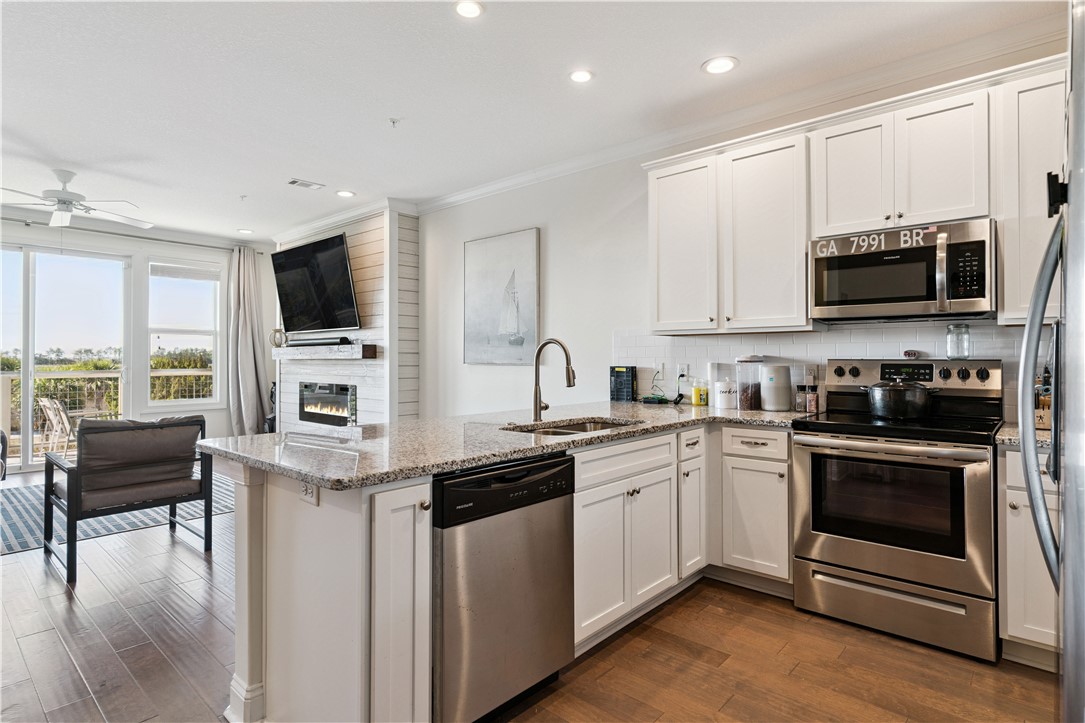20 Hidden Harbor Road 21