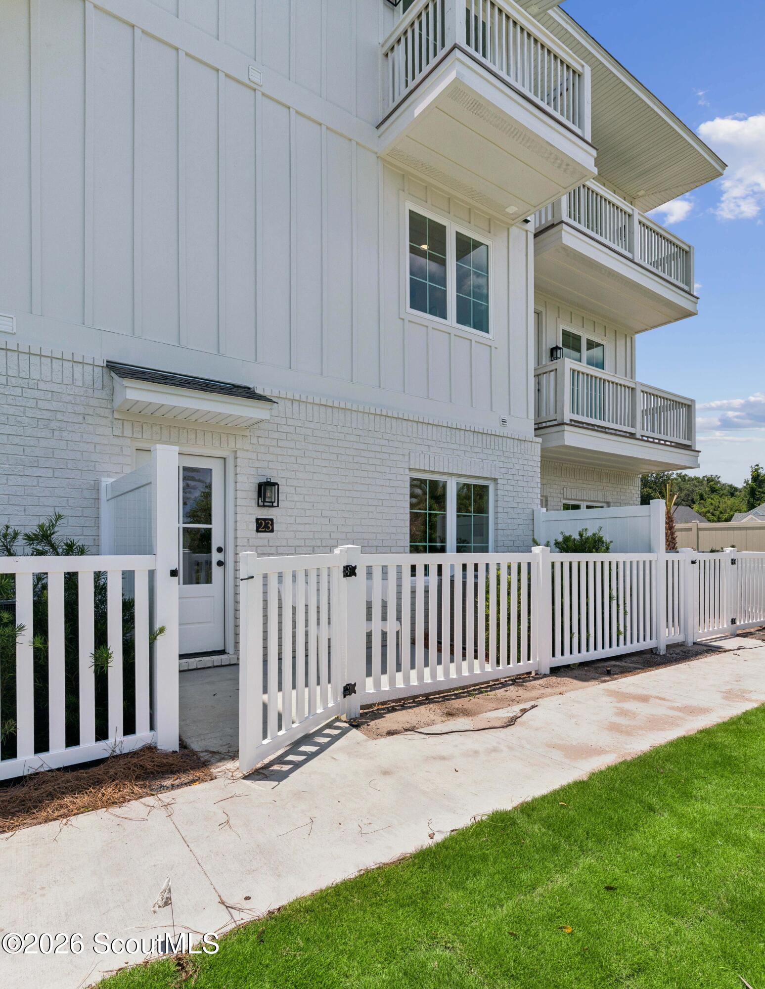 2304 Demere Road 6