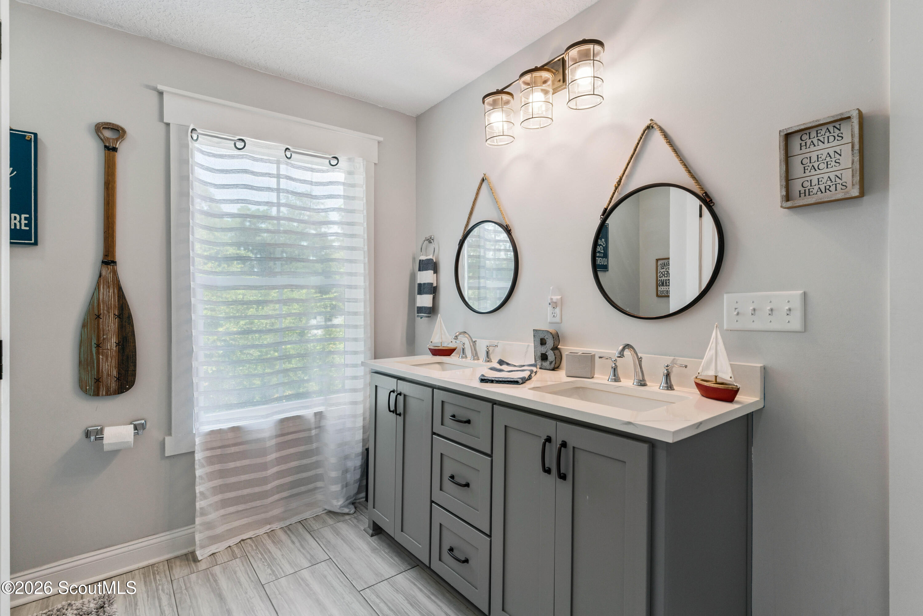 1034 Captains Cv Way, St. Simons Island
